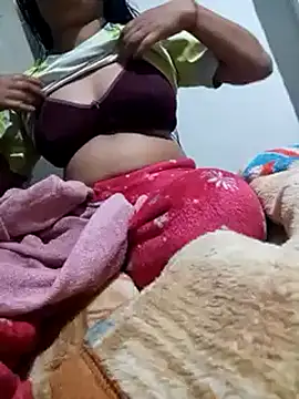 Snapshot of Queen_suman chatting on March 2025 08:24:02 AM Queen suman online show from March 2025 08:24:02 AM