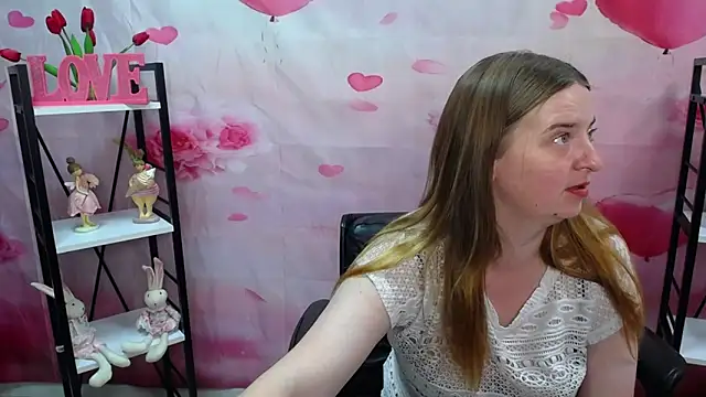 Snapshot of FreyaDak chatting on May 2026 05:09:02 PM FreyaDak online show from May 2026 05:09:02 PM