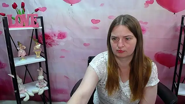 Snapshot of FreyaDak chatting on May 2026 02:08:02 AM FreyaDak online show from May 2026 02:08:02 AM