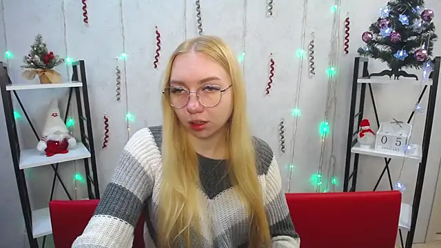 Snapshot of BeatriceFly chatting on January 2025 06:13:02 AM BeatriceFly online show from January 2025 06:13:02 AM