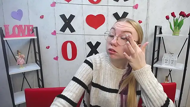 Snapshot of BeatriceFly chatting on January 2025 06:30:02 AM BeatriceFly online show from January 2025 06:30:02 AM