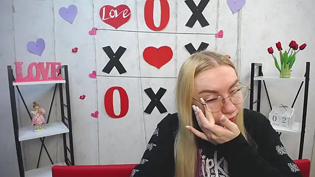 Snapshot of BeatriceFly chatting on February 2025 06:15:01 AM BeatriceFly online show from February 2025 06:15:01 AM