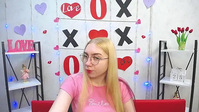 Snapshot of BeatriceFly chatting on February 2025 03:49:02 PM BeatriceFly online show from February 2025 03:49:02 PM