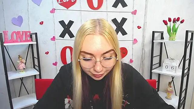 Snapshot of BeatriceFly chatting on March 2025 10:41:01 AM BeatriceFly online show from March 2025 10:41:01 AM