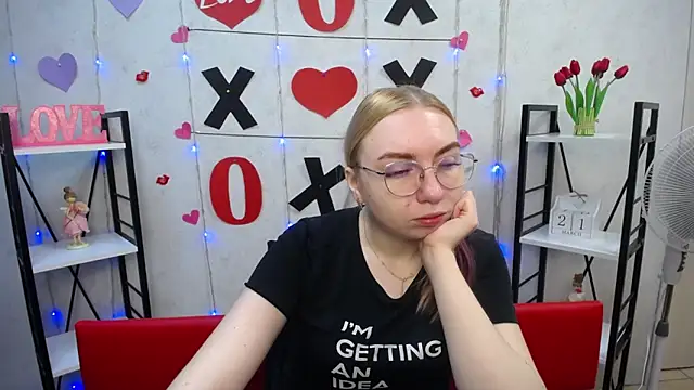 Snapshot of BeatriceFly chatting on March 2025 06:11:02 AM BeatriceFly online show from March 2025 06:11:02 AM