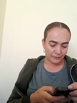 Snapshot of skayhot_ chatting on June 2026 01:28:02 PM skayhot online show from June 2026 01:28:02 PM