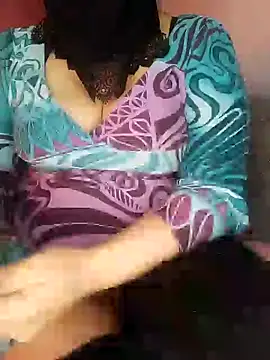 Snapshot of Cat_Sharisa chatting on January 2025 08:43:01 AM Cat Sharisa online show from January 2025 08:43:01 AM