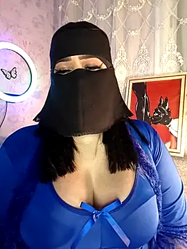 Snapshot of Cat_Sharisa chatting on December 2025 09:45:02 PM Cat Sharisa online show from December 2025 09:45:02 PM