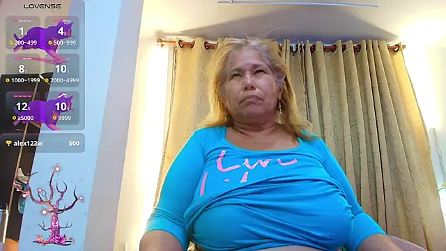 girl amada online show from October 2025 08:57:02 AM