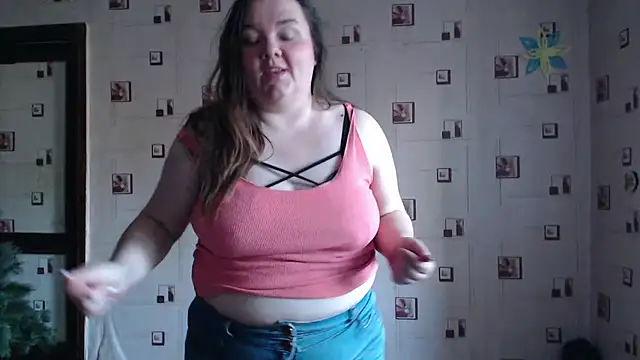 Snapshot of TasyaBigTTs chatting on January 2025 12:27:02 PM TasyaBigTTs online show from January 2025 12:27:02 PM