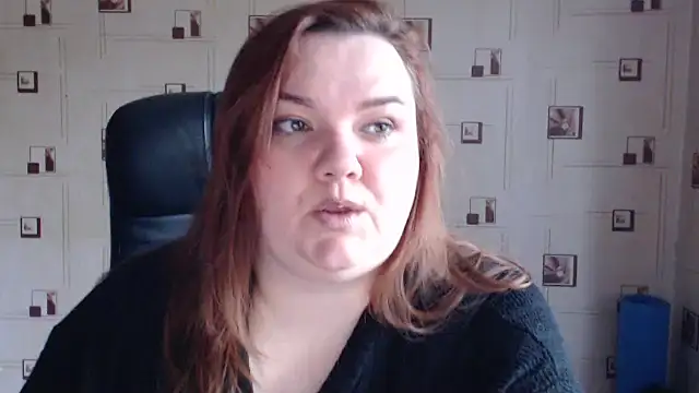 Snapshot of TasyaBigTTs chatting on April 2026 08:13:01 AM TasyaBigTTs online show from April 2026 08:13:01 AM