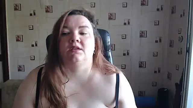 TasyaBigTTs online show from July 2026 01:35:02 PM