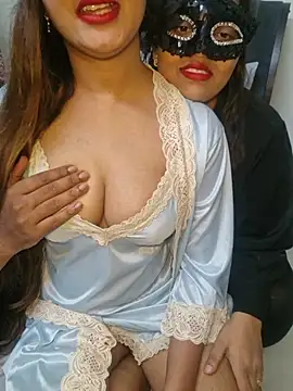 Awesomelusty online show from June 2026 06:28:02 PM