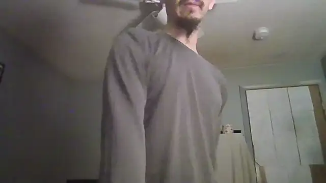 Snapshot of VanceFontaine chatting on December 2024 02:32:02 AM VanceFontaine online show from December 2024 02:32:02 AM
