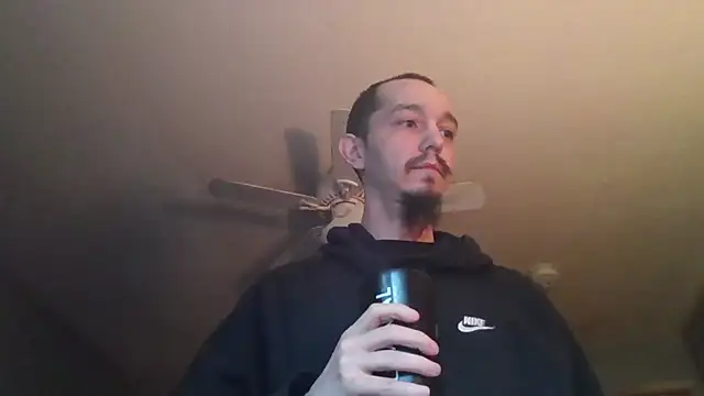 Snapshot of VanceFontaine chatting on February 2025 10:19:01 PM VanceFontaine online show from February 2025 10:19:01 PM