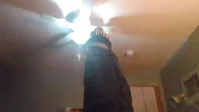 Snapshot of VanceFontaine chatting on February 2025 01:29:02 AM VanceFontaine online show from February 2025 01:29:02 AM