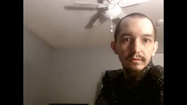 Snapshot of VanceFontaine chatting on December 2025 04:52:01 AM VanceFontaine online show from December 2025 04:52:01 AM