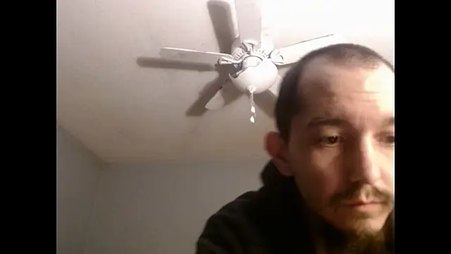 Snapshot of VanceFontaine chatting on December 2025 05:03:02 AM VanceFontaine online show from December 2025 05:03:02 AM