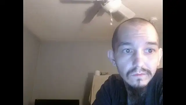 Snapshot of VanceFontaine chatting on January 2026 05:33:02 AM VanceFontaine online show from January 2026 05:33:02 AM
