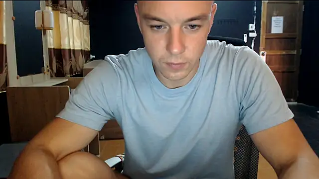 Snapshot of heilgarbest chatting on April 2026 10:24:02 AM heilgarbest online show from April 2026 10:24:02 AM