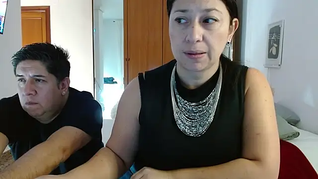 THIAGOEVA online show from November 2025 03:56:02 PM