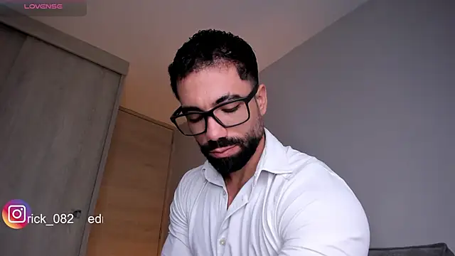 edrick walton1 online show from February 2025 11:44:02 AM