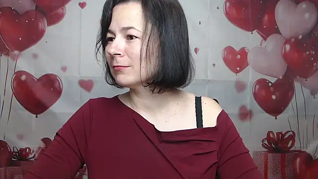 Snapshot of MarieSho chatting on May 2026 06:20:01 AM MarieSho online show from May 2026 06:20:01 AM