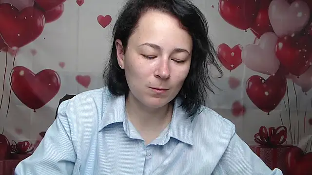 Snapshot of MarieSho chatting on May 2026 06:19:02 AM MarieSho online show from May 2026 06:19:02 AM