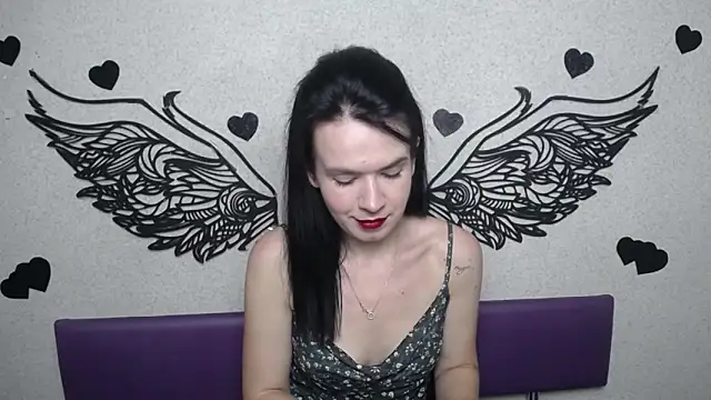 JasmineKouch online show from September 2025 05:24:02 PM