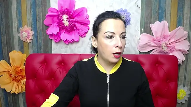 ElizabethSho online show from October 2025 05:25:01 PM