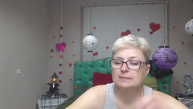 EmiliaGree online show from November 2025 06:08:02 PM