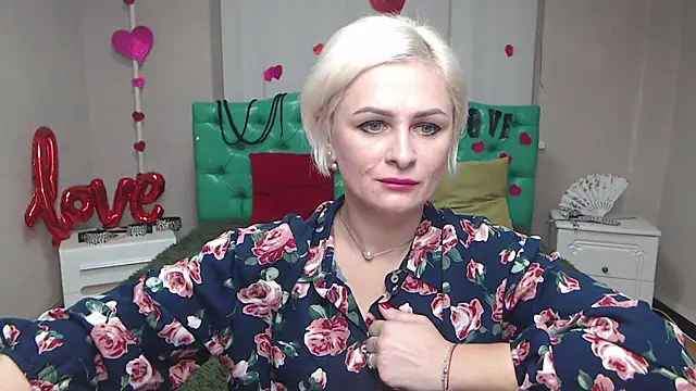 OliviaHorst online show from November 2025 06:11:02 PM