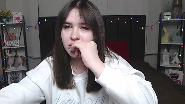 LauraHlot online show from February 2025 09:25:02 PM