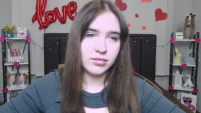 LauraHlot online show from February 2025 12:30:01 AM