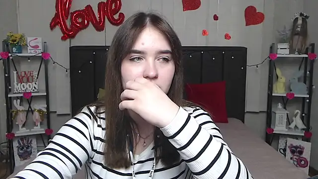 LauraHlot online show from March 2025 12:52:02 PM