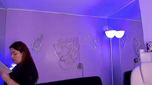 Camiila Osorio online show from February 2026 07:42:02 PM