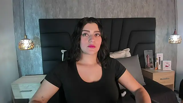Snapshot of SARA_STONE17 chatting on February 2025 11:30:01 AM SARA STONE17 online show from February 2025 11:30:01 AM