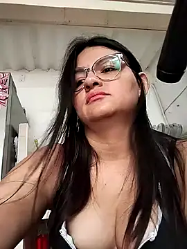 Linda Lars online show from February 2025 01:51:02 PM