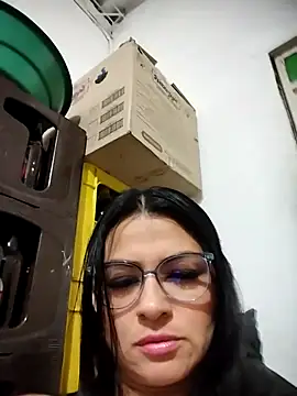 Linda Lars online show from November 2025 04:23:02 AM