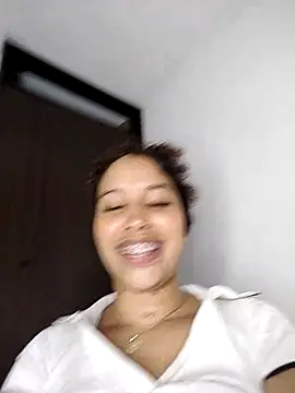 MarieLeon online show from February 2025 01:05:01 AM