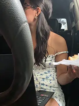 Arilw online show from November 2025 12:26:01 PM