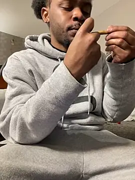 MobyDxck online show from December 2024 06:15:01 AM