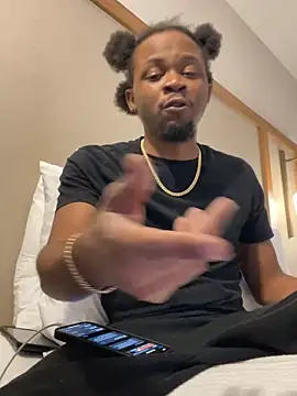 MobyDxck online show from December 2024 03:00:02 AM