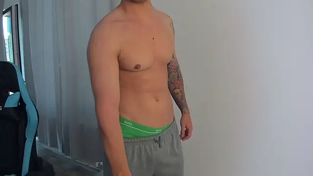 MatMalonne online show from September 2025 11:53:02 AM