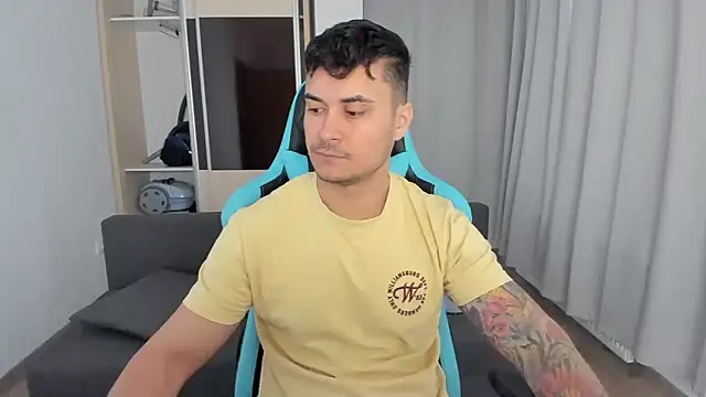 MatMalonne online show from November 2025 06:00:02 AM