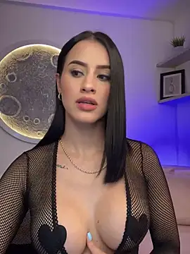 Snapshot of SarahhSmitth1 chatting on February 2025 10:47:02 PM SarahhSmitth1 online show from February 2025 10:47:02 PM