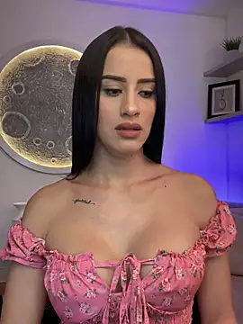 Snapshot of SarahhSmitth1 chatting on March 2025 09:54:02 PM SarahhSmitth1 online show from March 2025 09:54:02 PM