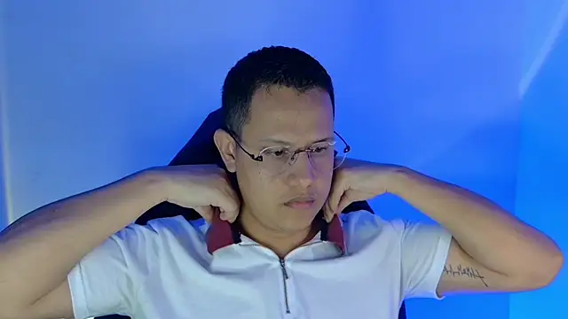 Snapshot of LiamVidal chatting on July 2026 07:41:01 PM LiamVidal online show from July 2026 07:41:01 PM
