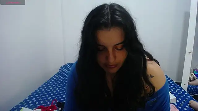 Snapshot of Laurenkenner_ chatting on December 2024 10:16:02 PM Laurenkenner online show from December 2024 10:16:02 PM