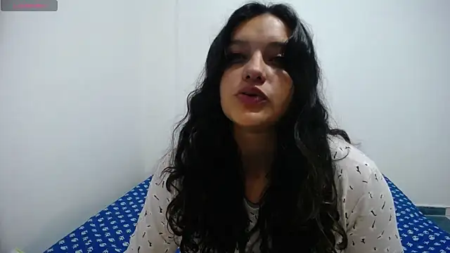 Snapshot of Laurenkenner_ chatting on December 2024 10:56:02 PM Laurenkenner online show from December 2024 10:56:02 PM